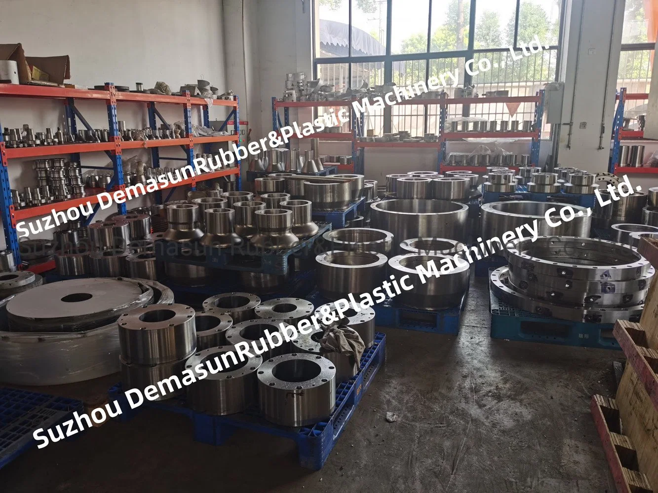 Plastic Pipe Extrusion Tooling PVC Pipe Extruder Die Extrusion Moulding for Pipe Making Machine Plastic Extrusion Die Head Extrusion Mould