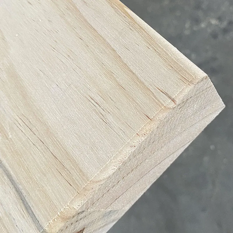 Factory Directly Sell New Zealand Radiate Pine Plank for Construction Wood