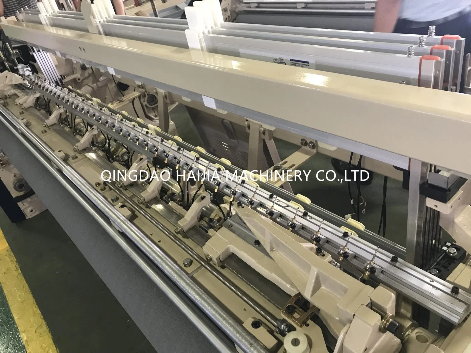 Haijia Cotton Fabric Economic High Speed Air Jet Loom Weavinig Machinery