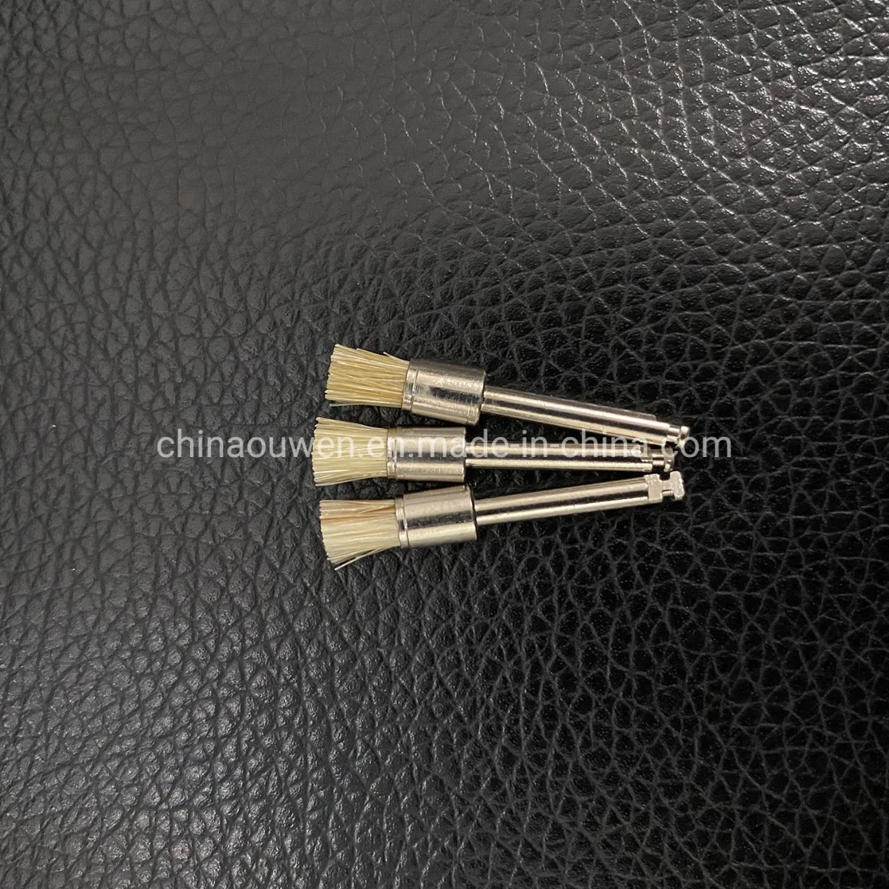 Dental Consumables of Tapered Prophy Bristle and Nylon Brushes Latch Screw in Type Junior Bristle Cup with ISO13485 CE Original Factory