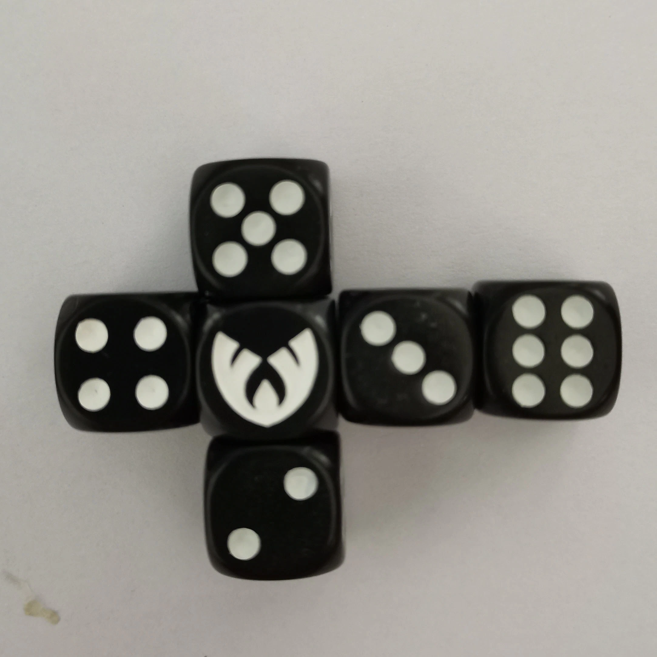 Dice Company Engraved Logo Plastic Board Game Logo 14mm