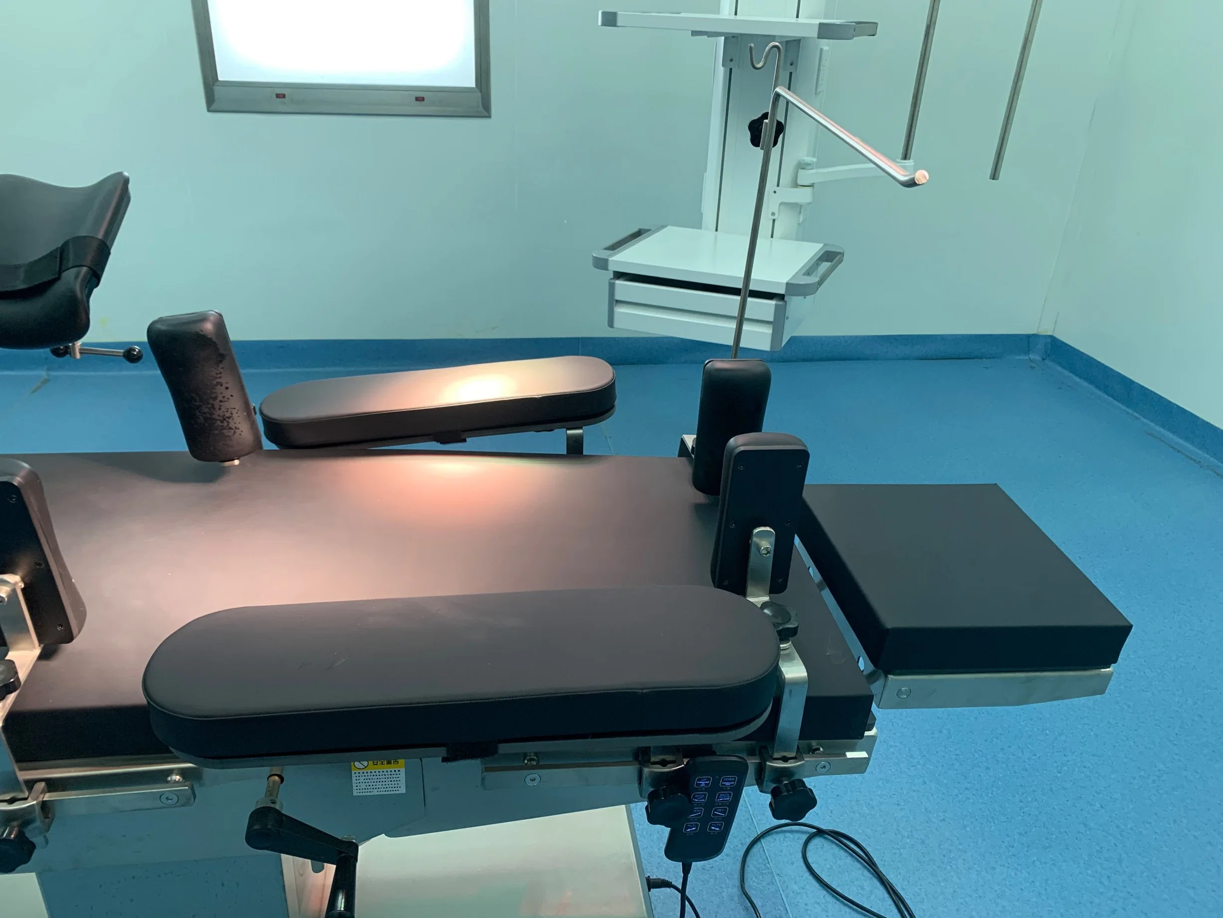 Factory Directly Supply Electric Operating Room Surgical Table