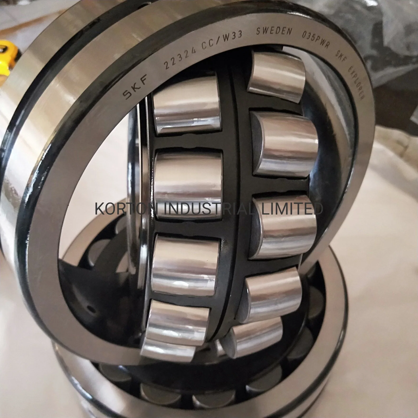 SKF Timken NSK NTN Roller Bearings Distributor 22211cc/W33 Spherical Roller Bearing Ball Bearing/Roller Bearing/Linear Bearing/ Auto Bearing