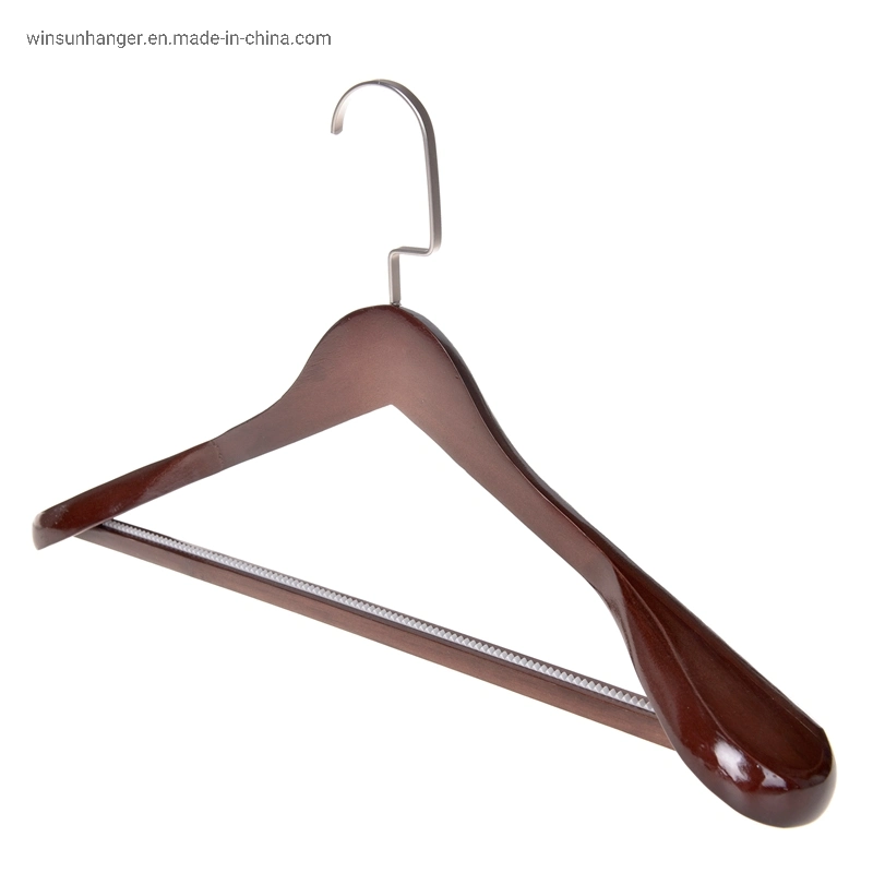 Antislip Wood Store Hotel Hanger Suit Hangers Con hombro más ancho