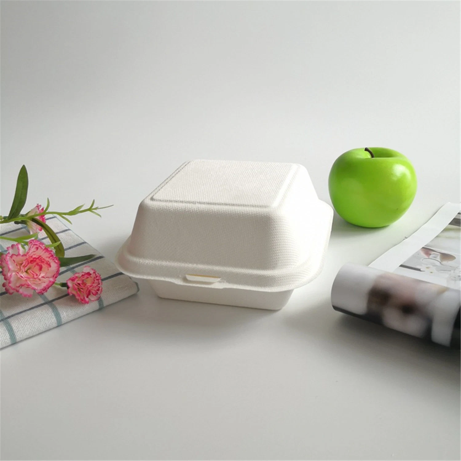 Eco-friendly 100% biodegradable desechable Bbagazo de caña Clamshell Pulp Utensilios de mesa Hamburger Papel almuerzo Bento Box