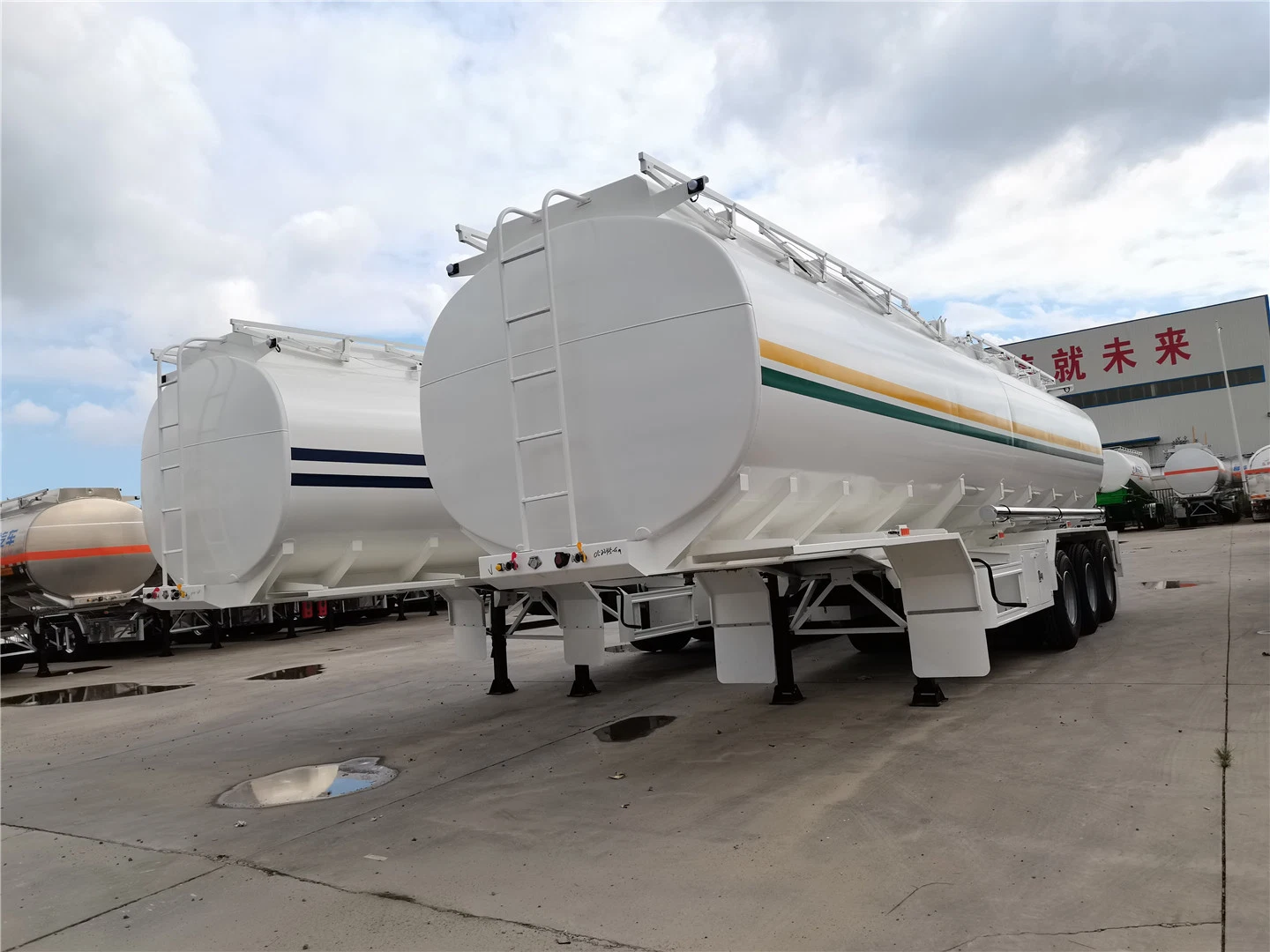 38000L - 48000L Diesel/ Fuel /Oil Tanker Tank Trailer /Fuel Tanker Truck Semi Trailer