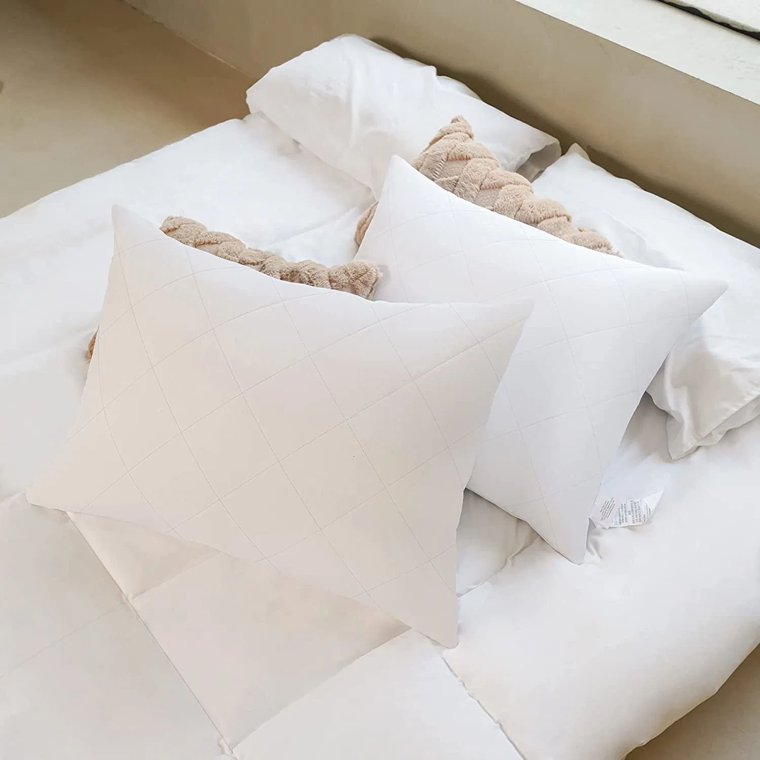 Soft Down Pillows for Side, Stomach and Back Sleepers