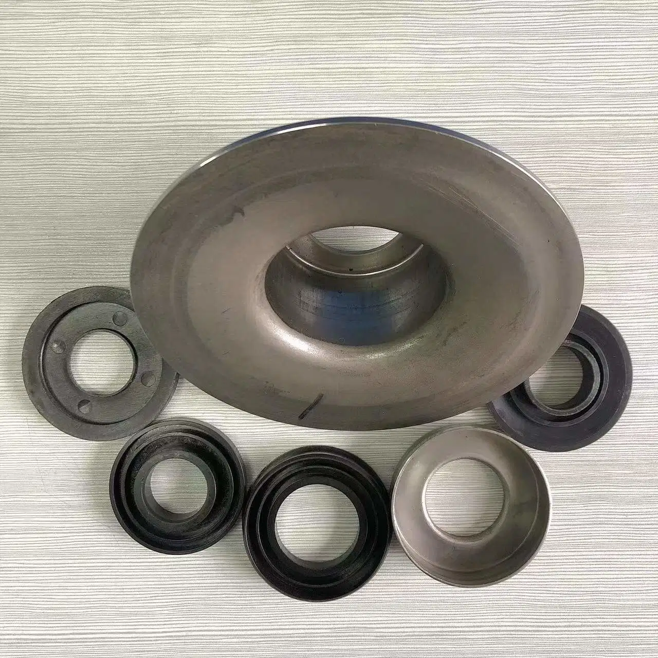 127mm Roller Pipe Tk6205-127 Bearing Housing Kits Roller Metal Cover