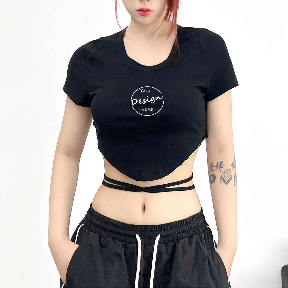 OEM Hot Sell Custom Wholesale/Supplier Baby Tee mujeres Soft Cotton Nuevo diseño venda triangular dobladillo Enciladora Moda Sexy Tops para Mujeres