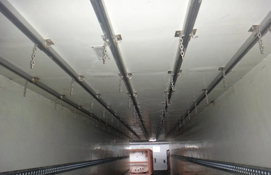 Fiber Glass Steel Cooling 3 Axle 50000 Liters Refrigerated Trailer