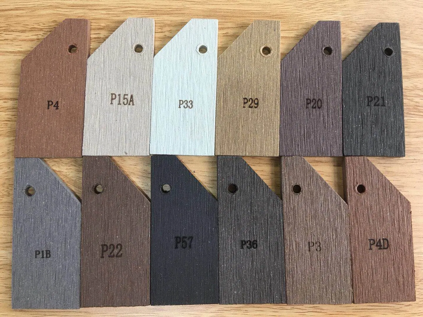 New Style Easy Installing Wood Plastic Composite Decking Boards for Outdoor Decoration