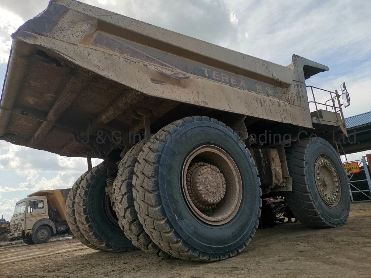 Radial Giant OTR Tyre 36.00r51 E4 for Rigid Dump Truck