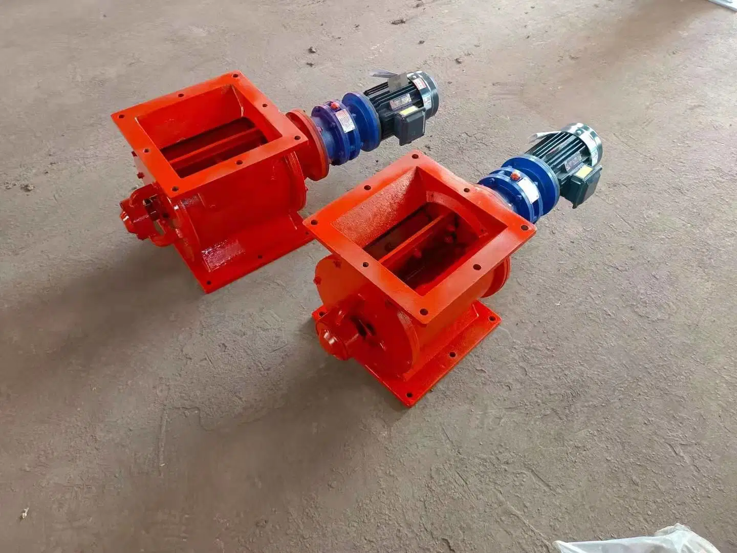 Dust Removal Equipment Accessories Factory OEM Cast Iron Electric Impeller Feeder for Grain Materials