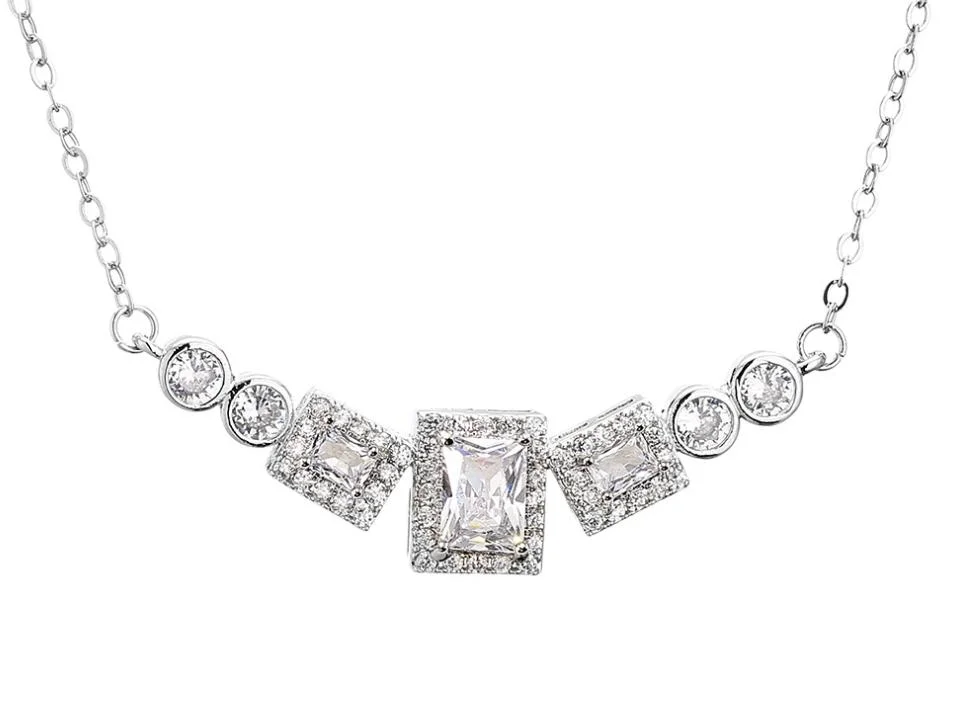 Mode CZ Ohrring Schmuck. Halskette CZ in Silber. Modische Accessoires. Bridal CZ Neckalce