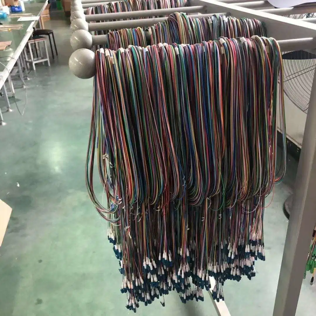 Manufacturer Supply Mini Pre-Terminated 12 Core Unjacketed Color-Coded Fiber Optic Pigtail for FTTH Communication