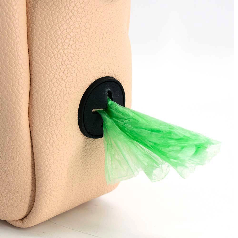 Sac de promenade pour chien personnalisé avec bandoulière ajustable, sac à bandoulière en cuir PU imperméable, transporteur pour animaux de compagnie avec distributeur de sacs à déjections.