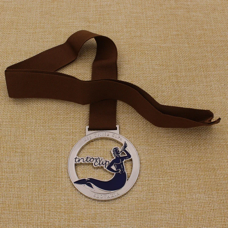 Cheap Personalizado 2 pulgadas de la medalla de hueco de metal en oro plata bronce