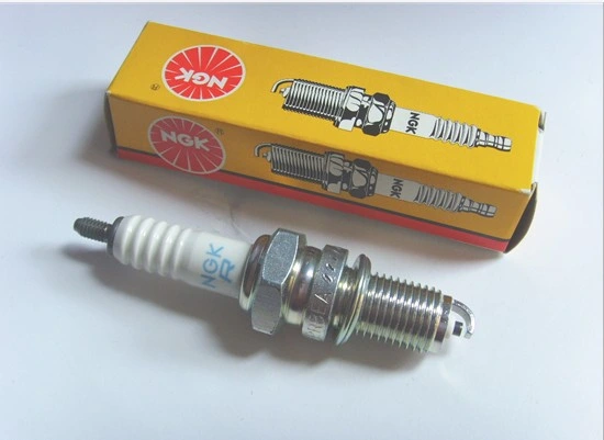 Lyr197 China Auto Parts Motorcycle Accessories Spark Plug New