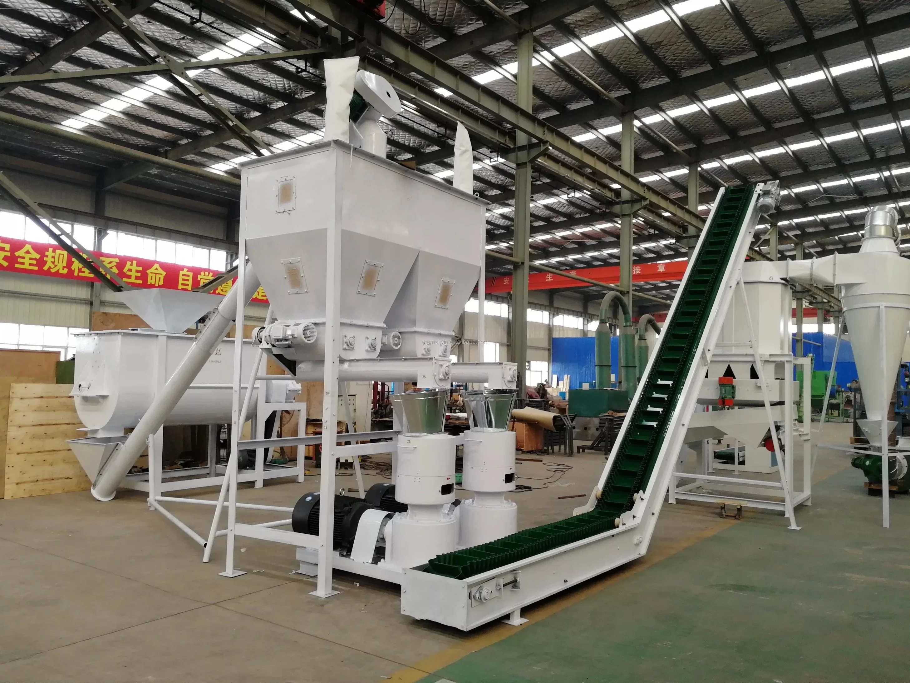 Romania 600-800kg/H Biomass Flat Die Wood Pellet Machine Making Price Wood Pellet Mill Plant Wood Pellet Making Machine for Sale