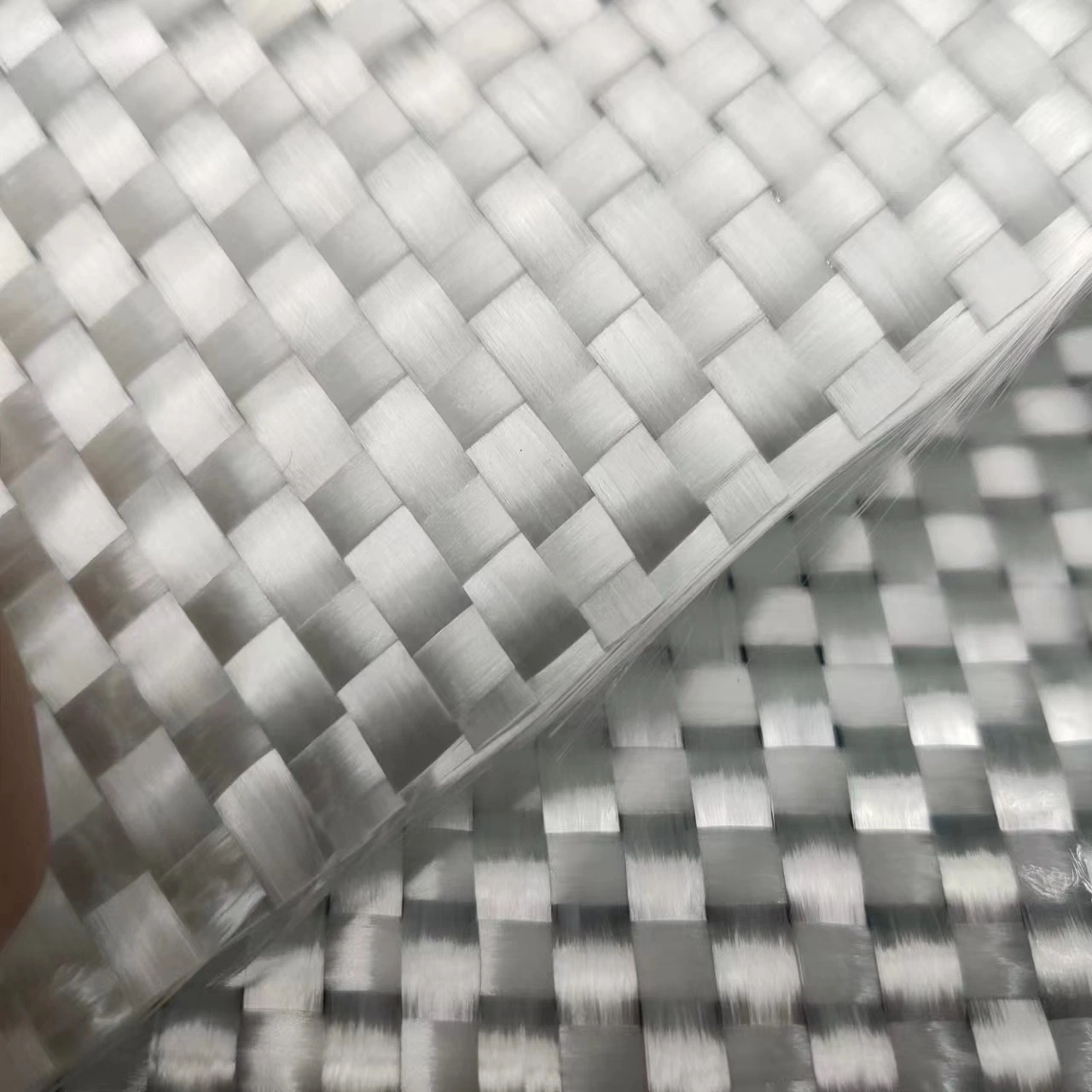 Good Mold Ability Fiberglass Woven Roving for The Manufacture of Yacht