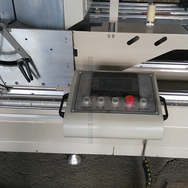 Melhor trabalho excelente desconto Alumínio CNC cabeça dupla serra de corte CNC máquina de transformação do perfil de ligas de alumínio na janela de alumínio máquina de corte de cabeça dupla