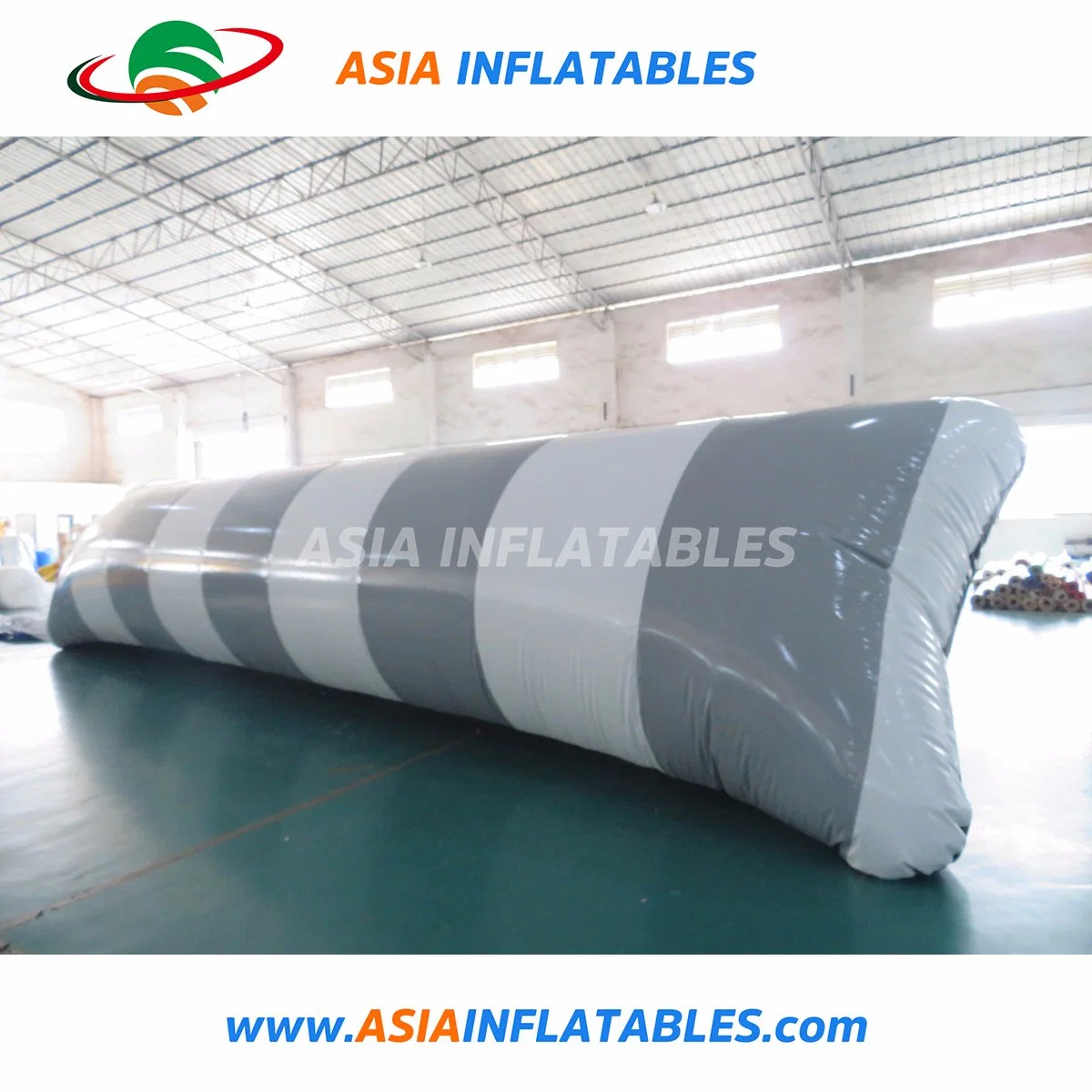 PVC Tarpaulin Inflatable Water Blob, Inflatable Water Jumping Pillow