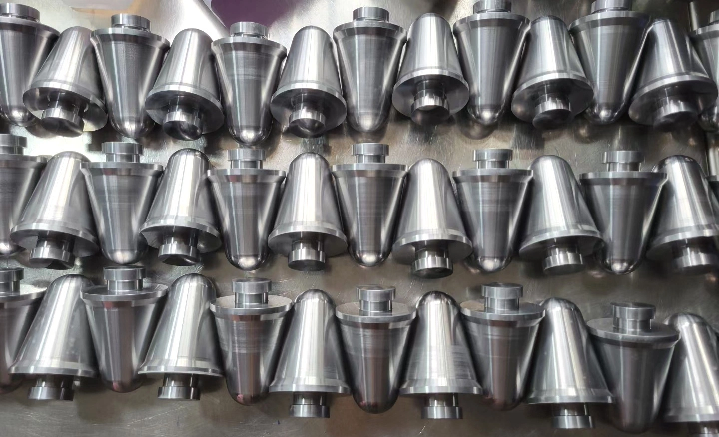 OEM Customized Cemented Alloy Tungsten Carbide Valve Core for Choke Valve Oil Gas Mining Industry