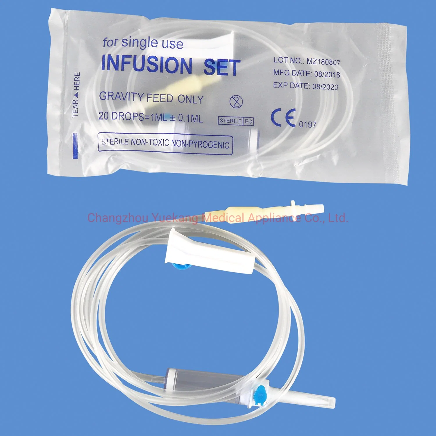 Kit de perfusion jetable pour fournitures médicales avec embout Luer Slip et connecteur Avec les consommables médicaux en PE