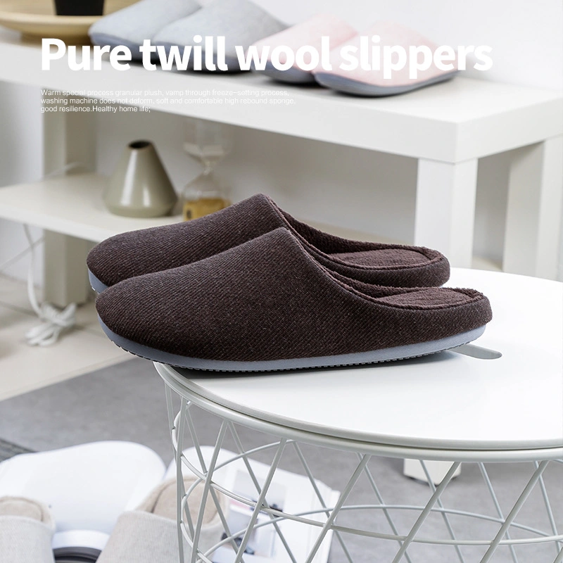 Chaussons pour hommes avec semelle intérieure en mousse à mémoire de forme pour une utilisation à l'intérieur de la maison