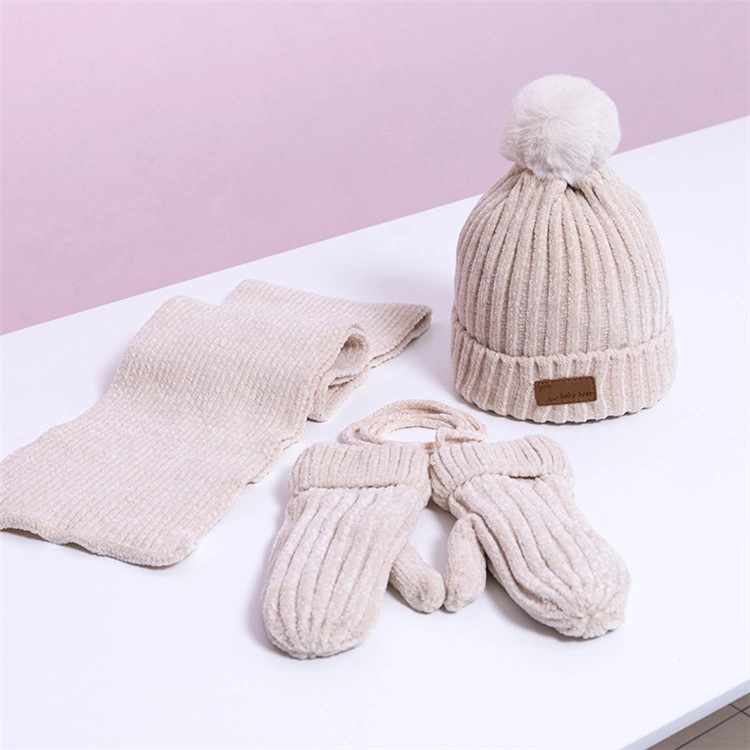 Cosum Autumn Winter Men Women Knitted Wholesale/Supplier Beanie Hats and Scarf Sets for Adults