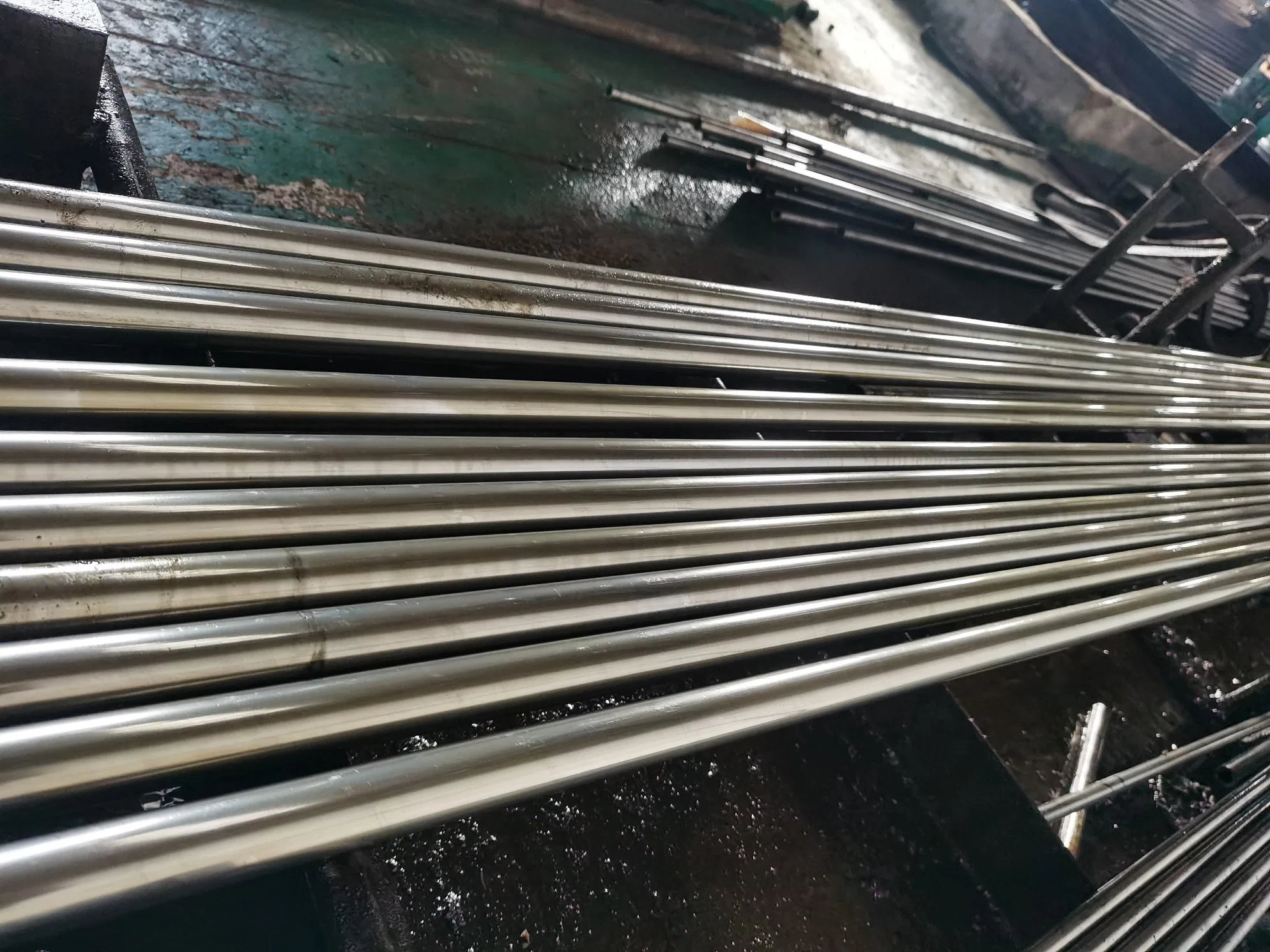 Cold Drawn Rolling Carbon Seamless Steel Pipe as Per St52