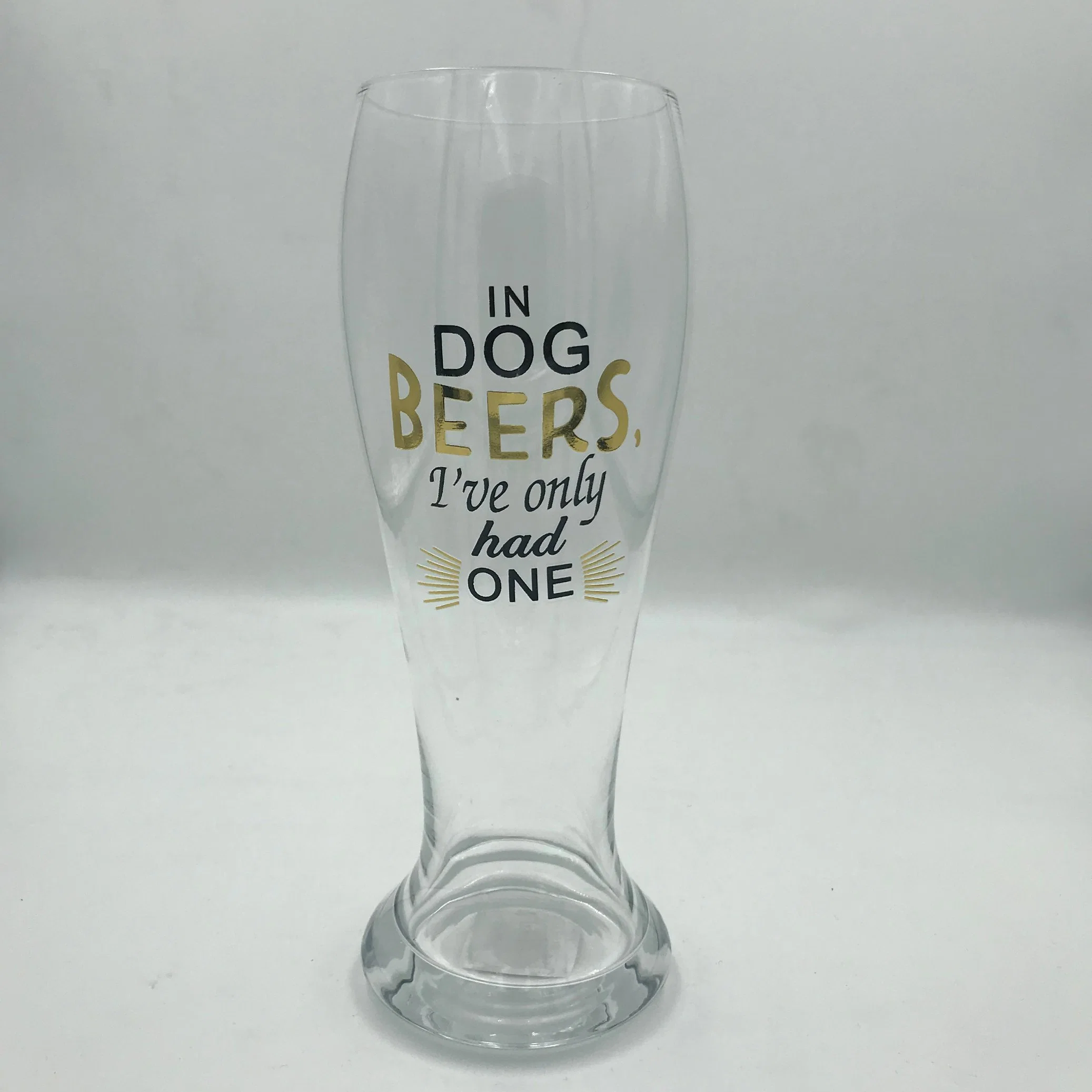 Copa de vidrio de cerveza al por mayor con logotipo de oro Impreso