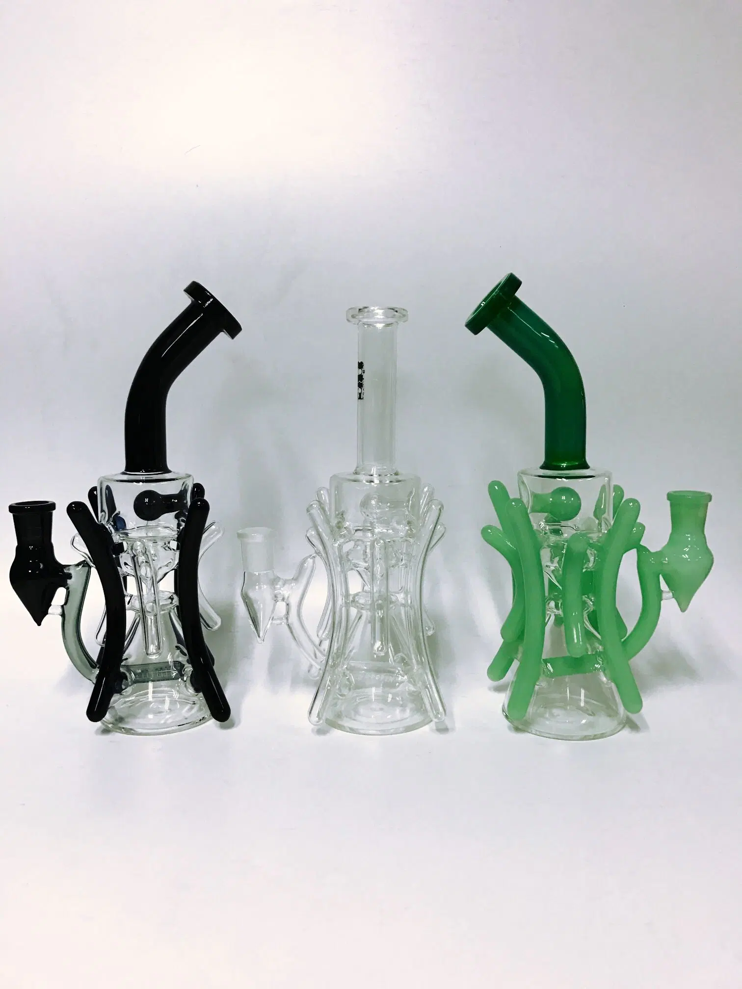 China Manufacturer New Heady DAB Rig Glass Water Pipe, Diamond Glass Wholesale/Supplier Recycler Glass Smoking Pipe