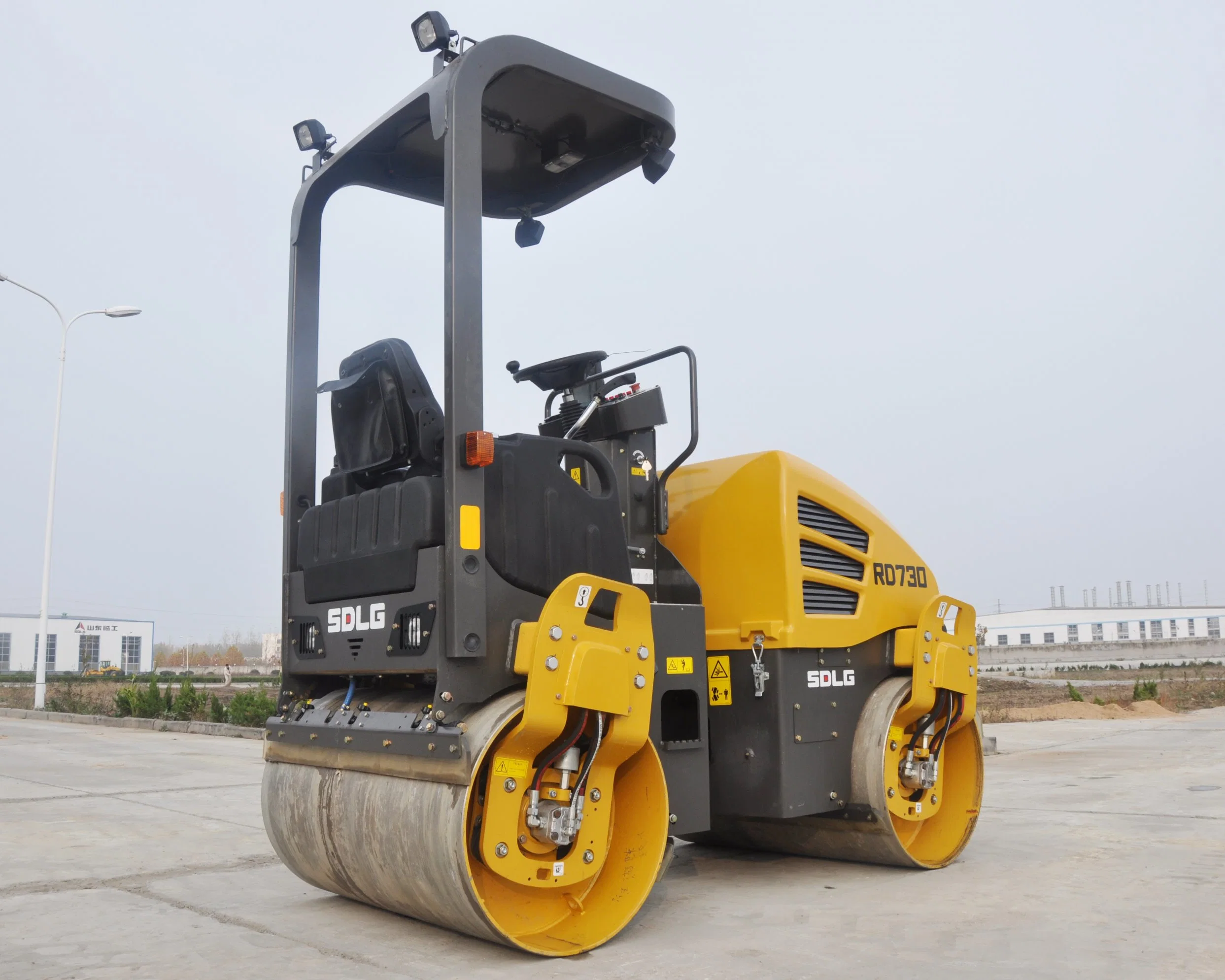 Sdlg Rd730 Full Hydraulic Double Steel Wheel Vibratory Roller with Multifunctional Articulation