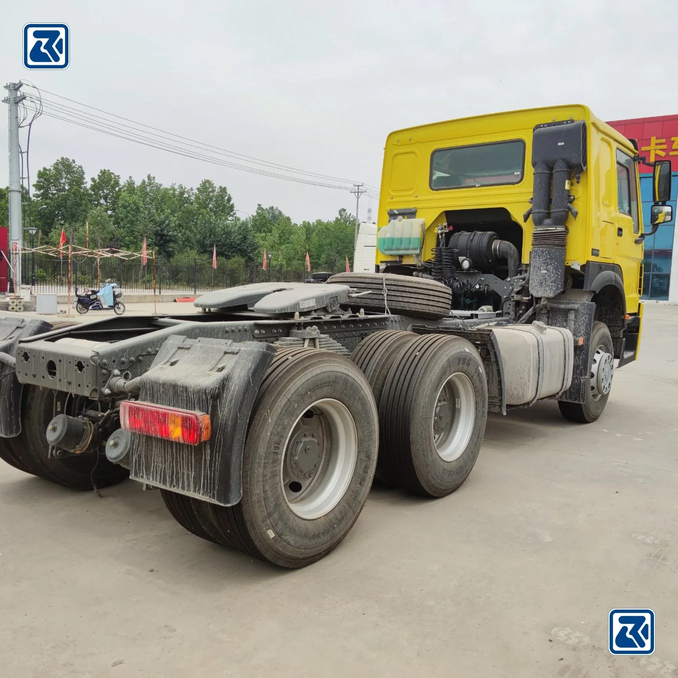 China Heavy Duty Truck Sinotruck/Sinotruk/Sino HOWO camiones pesados 6X4 nuevo/usados/remolque de camiones HOWO Tractor Precio/Etiopía/remolque