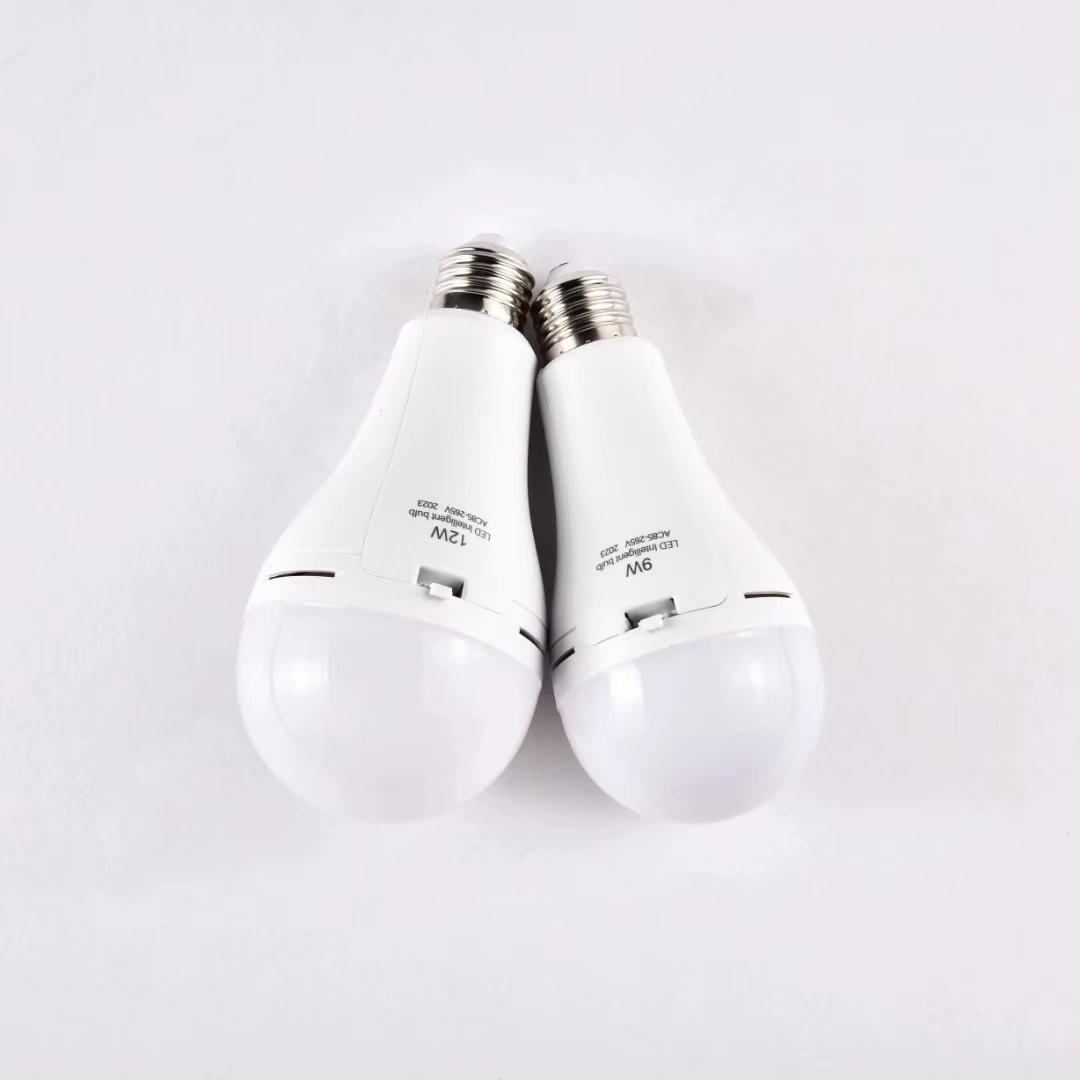 Lámpara LED inteligente recargable de emergencia SMD E27 de 5W 7W 9W 15W al por mayor.