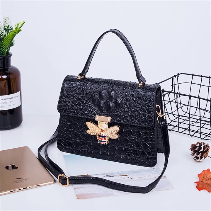 Sh1382 China Product Market Wholesale/Supplier Crocodile Animal Pattern Ladies Handbags Women Shoulder Sling Handbags with Honey Bee Metal Accessory