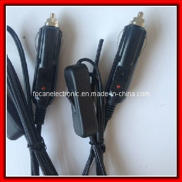 Cable de mechero de coche con el interruptor