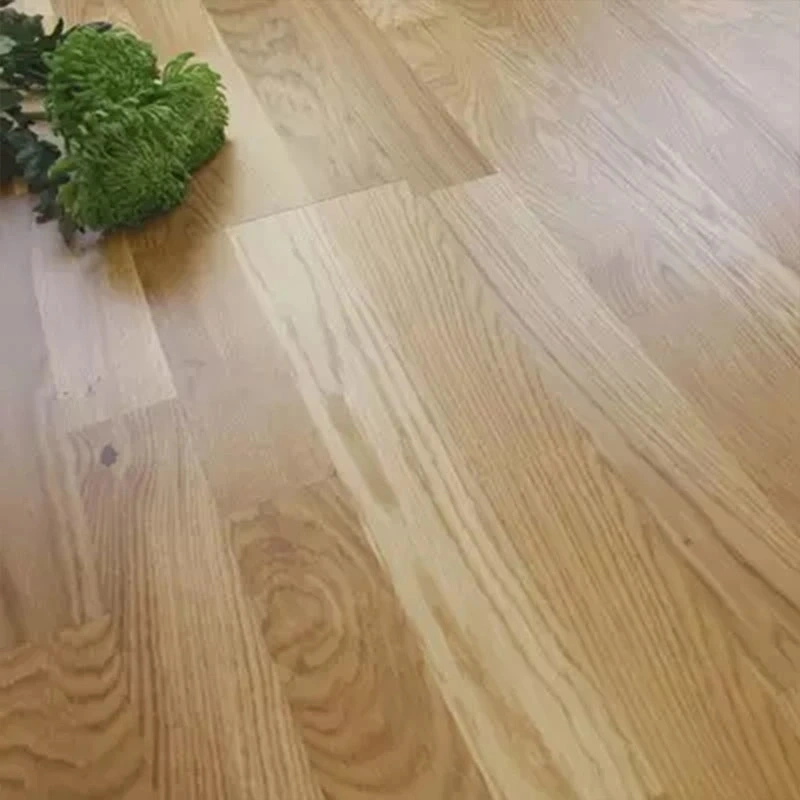 High Quality Light Colored 12mm Easy Cleaning Laminate Flooring