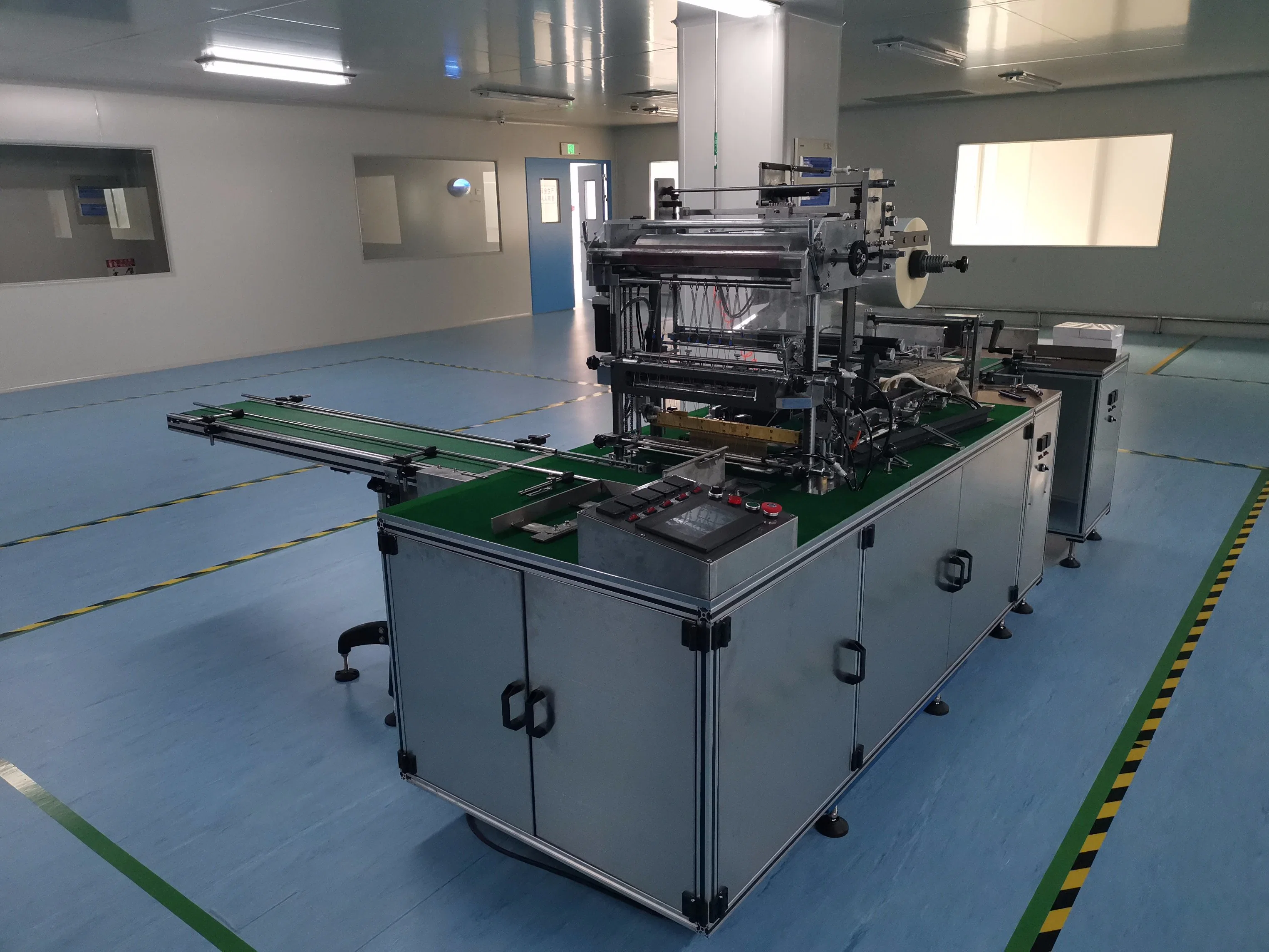 Automatic 3D Cellophane Wrapping/ Packing /Packaging/Overwraping Machine for Perfume Tea and Poker Box