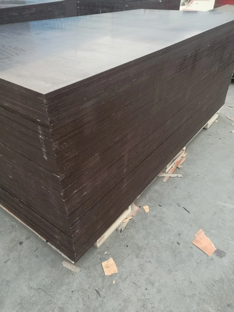 Chinese Film Faced Plywood with Poplar Core for Building (HBF058)