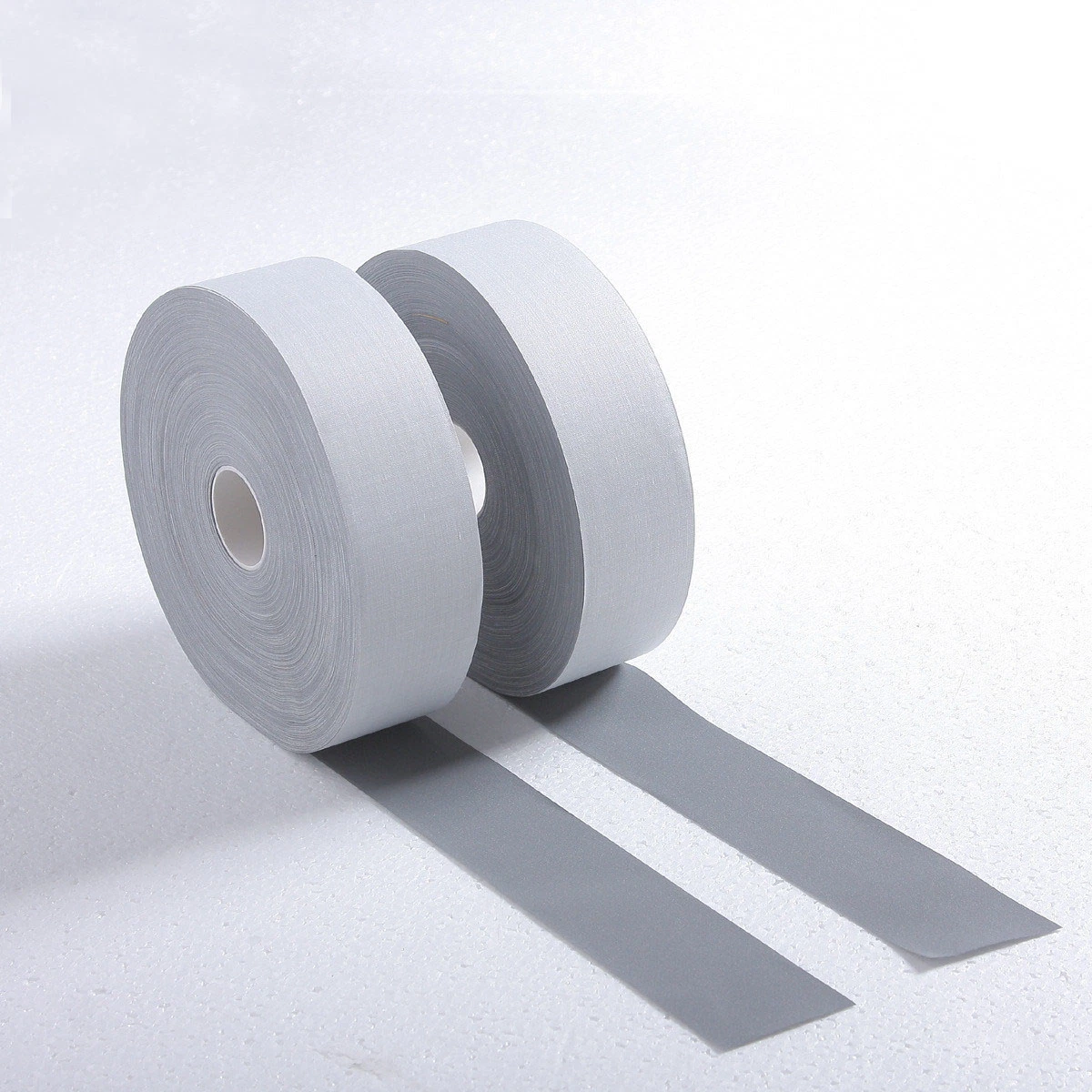 Polyester Silber Reflektierendes Gewebe Sicherheitskleidung Reflektierendes Klebeband Material