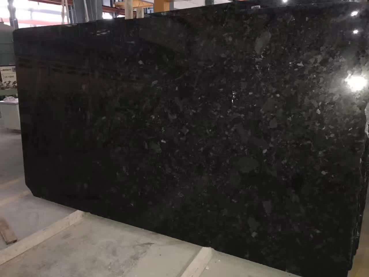 Natural Stone black/white/grey polished/honed/flamed/Brushed Antique Brown granite for floor/wall/outdoor slabs/tiles/countertops/stairs/sills/column/pavers