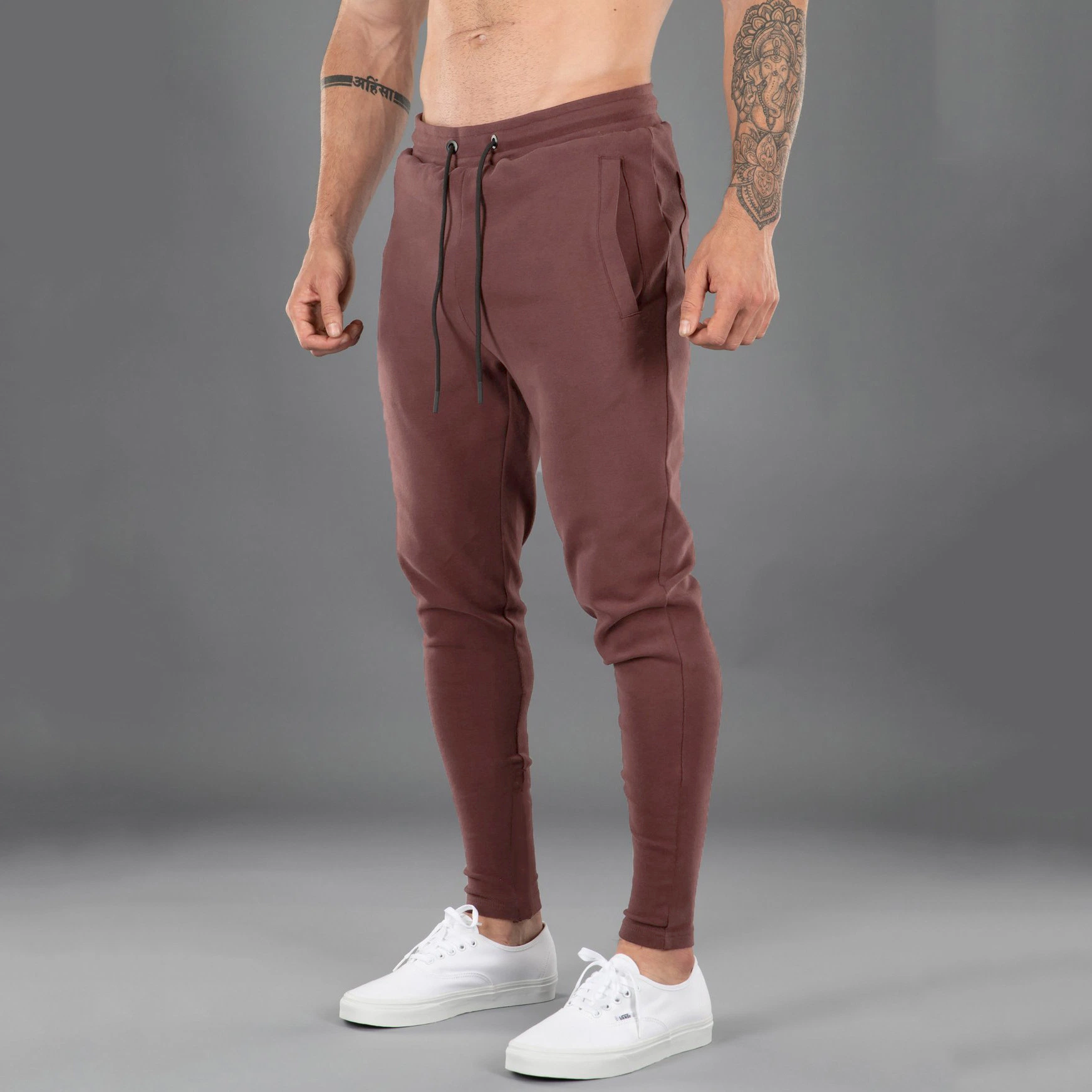 Spring and Autumn New Male Sports Casual Sweatpants Running Exercise Cotton Slim Elastic Small Feet Pants