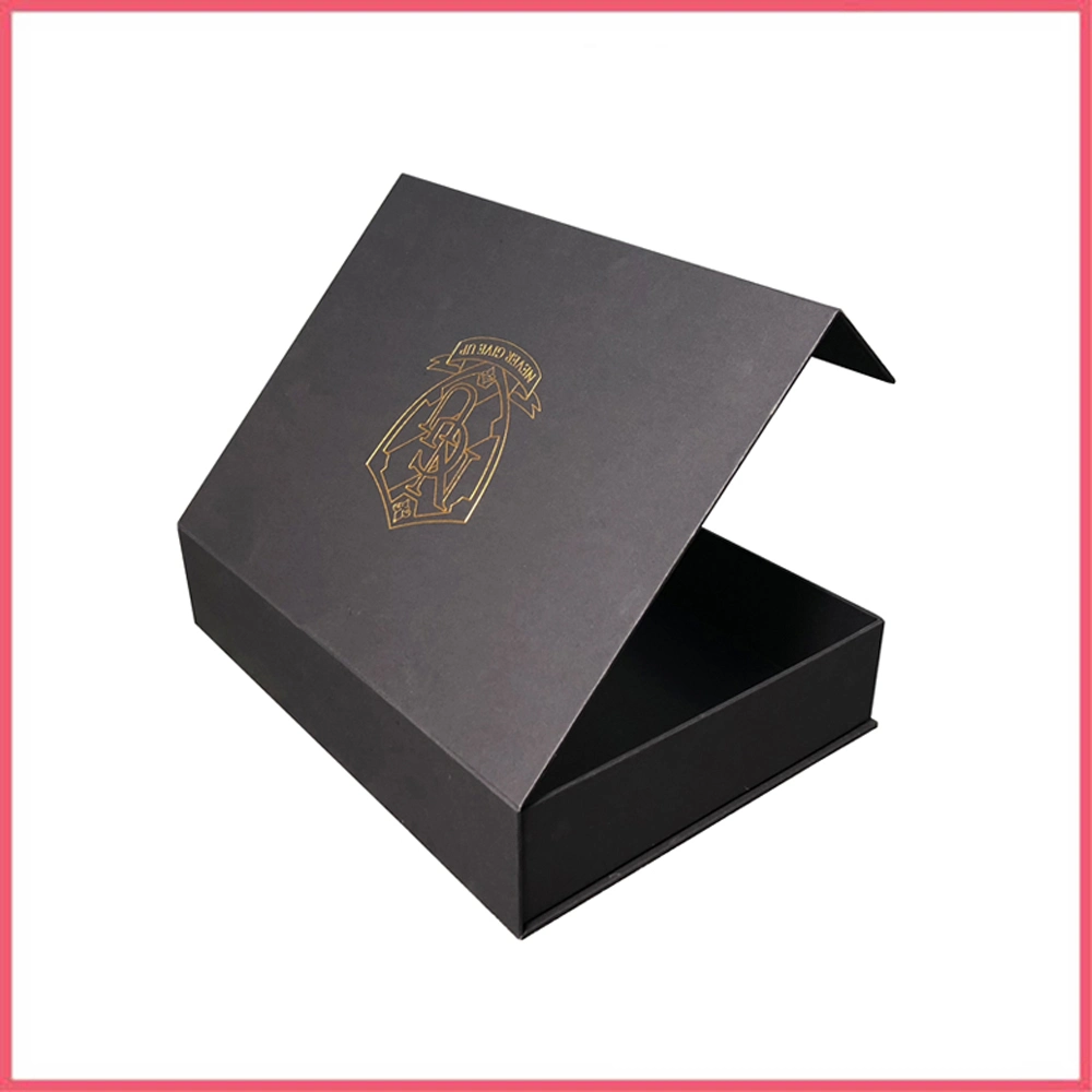 Manufacturer Luxury Custom Printed Logo Black Card Paper Gift Packing Box for Sweater with Magnetic Closure