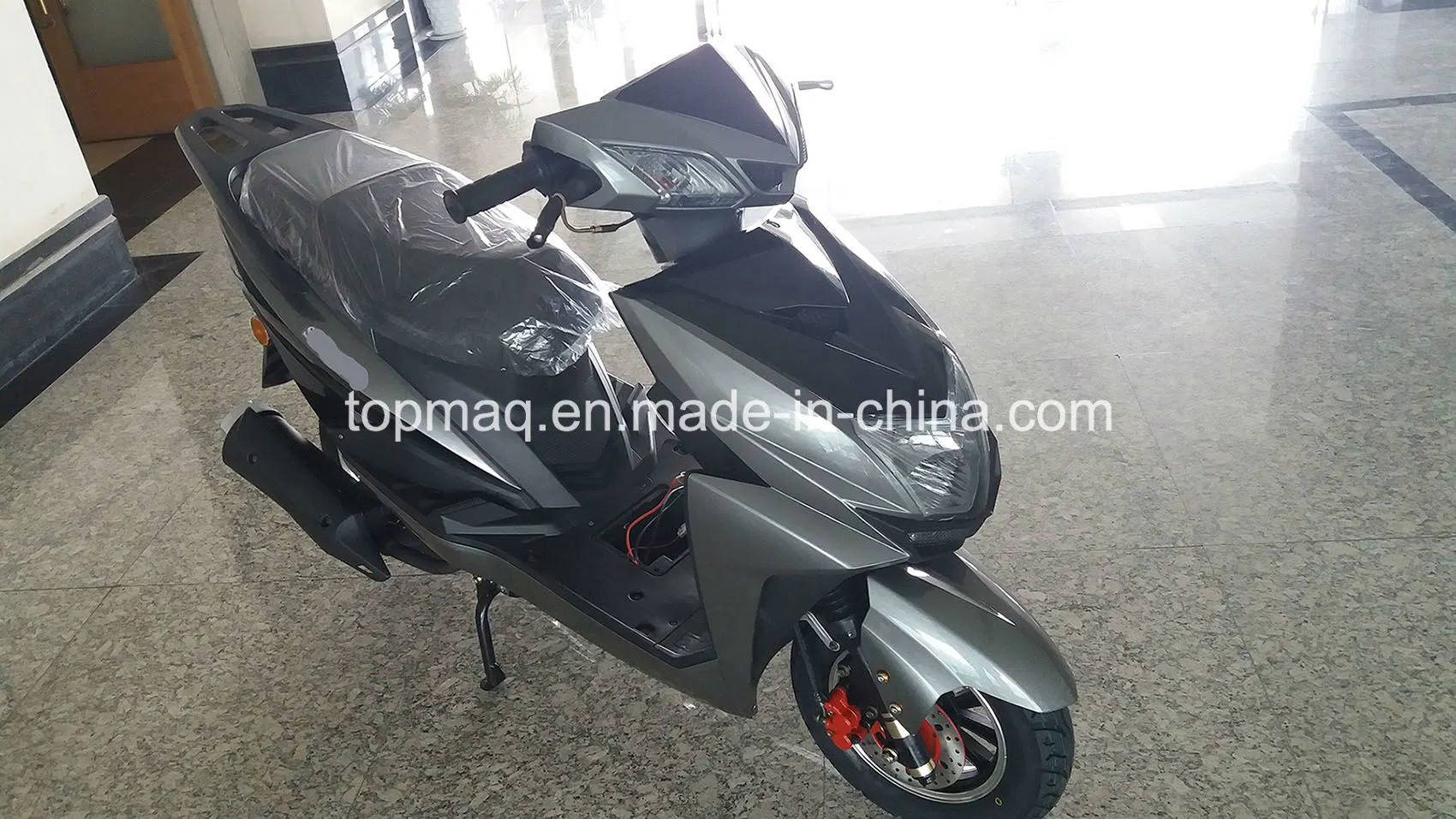 YAMAHA 150cc scooter del gas