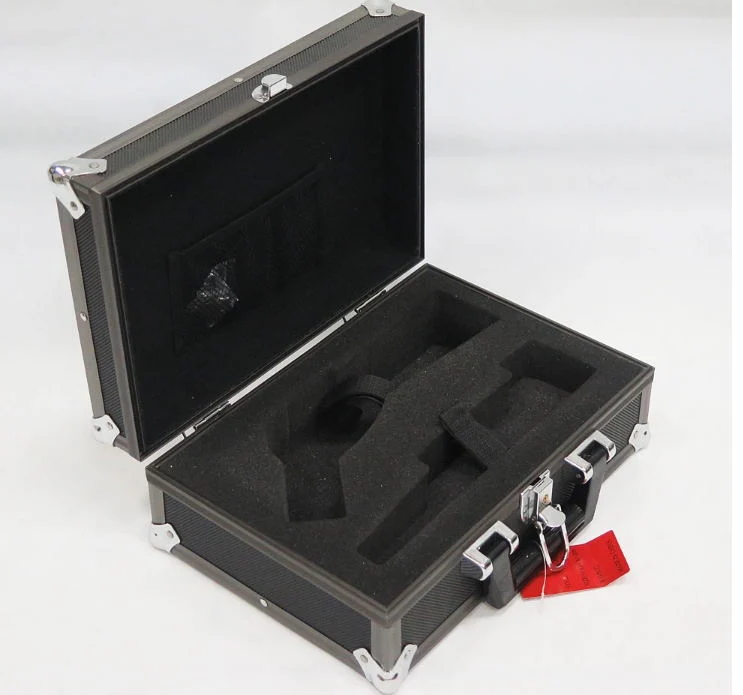 Aluminum Carrying Cases with Cut-out Foam Insert Made in China