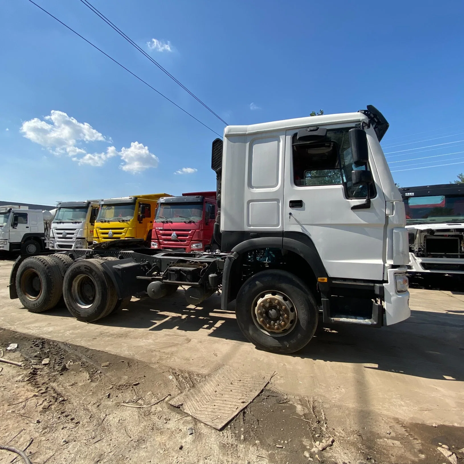 Sinotruk Factory Heavy Duty HOWO 371 6X4 HOWO Used Dump Truck Head Tractor for Sale