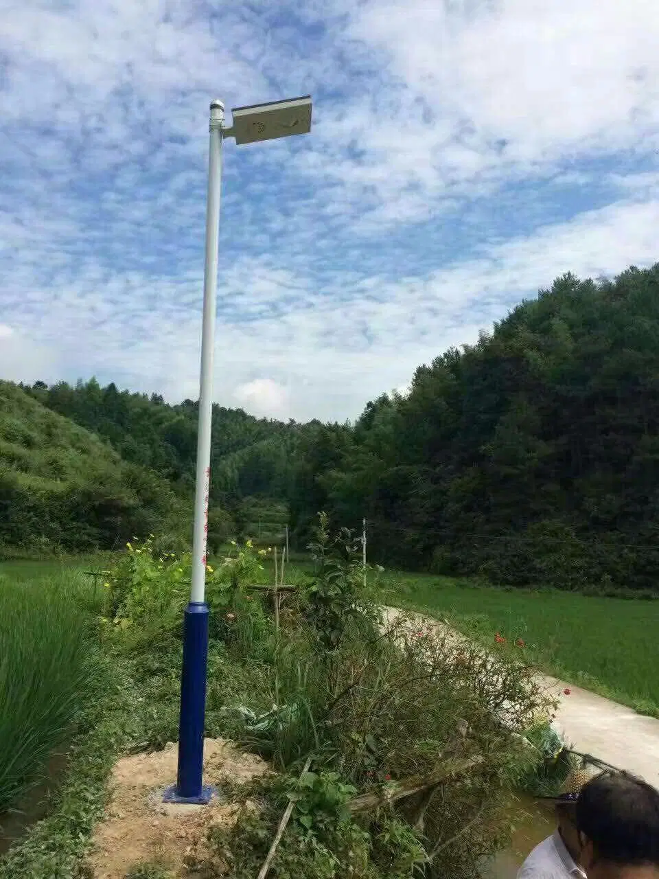 Customization 8m 60W LED Integrated All in One Solar LED Street Garden Light High quality/High cost performance Bridgelux Waterproof IP65 Outdoor Road Lighting Parking