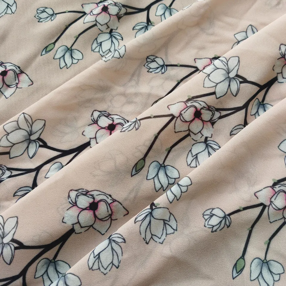 Digital Printing Polyester for Sweatshirt, Dress, Garment, Home Textile (100% polyester) Pearl Chiffon Custom Floral Printed Fabric